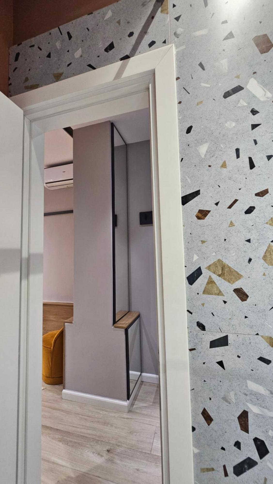 Tam Serviced Studio Apartments Next To Blloku Tirana Buitenkant foto