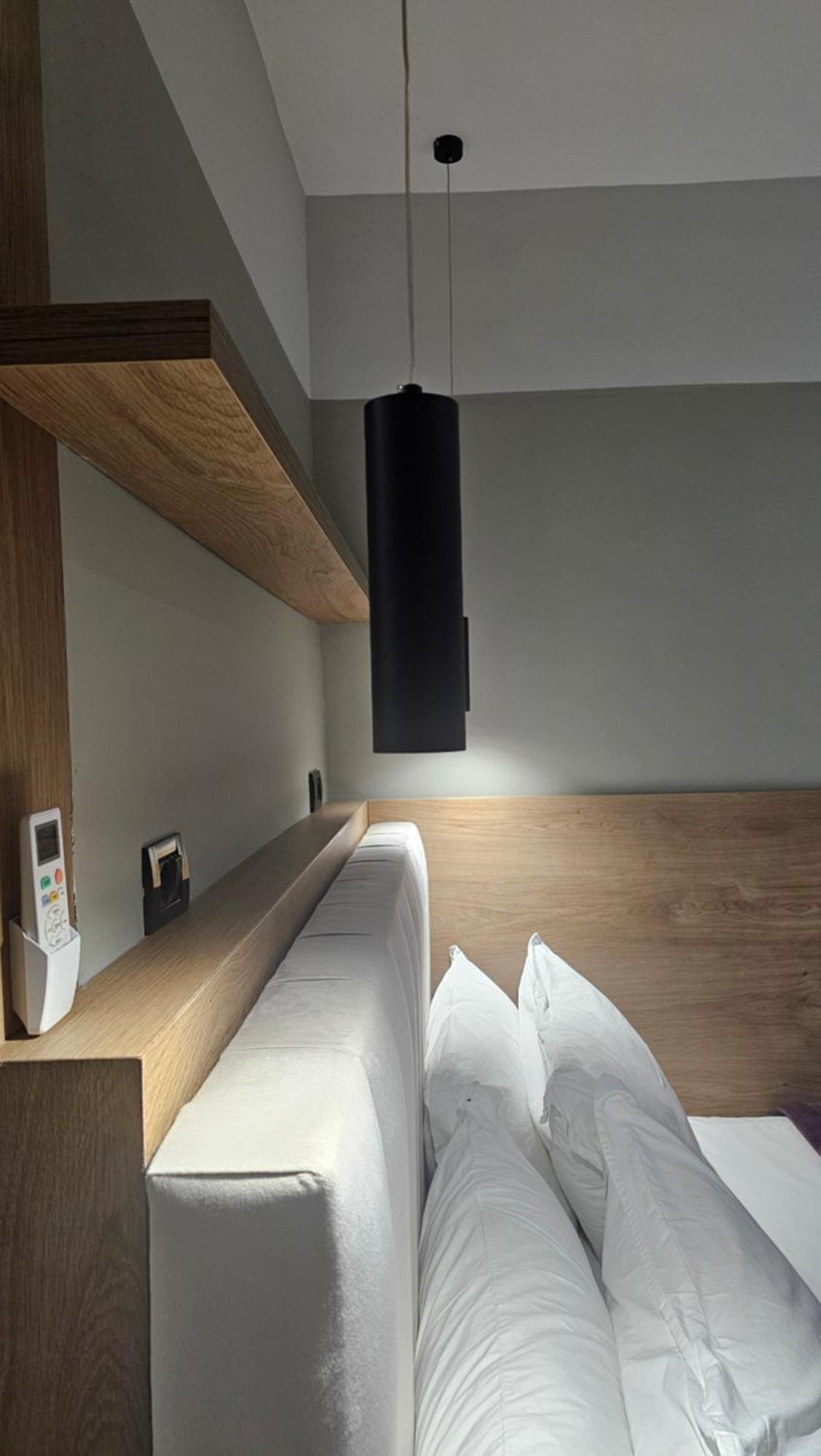 Tam Serviced Studio Apartments Next To Blloku Tirana Buitenkant foto
