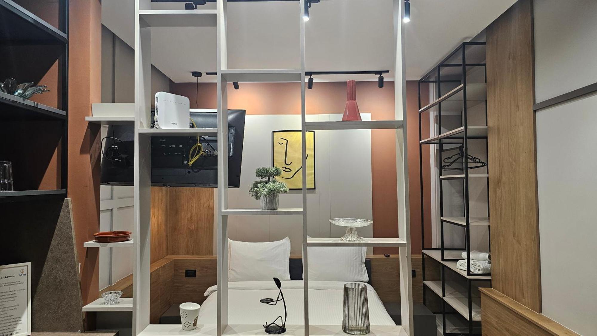 Tam Serviced Studio Apartments Next To Blloku Tirana Buitenkant foto